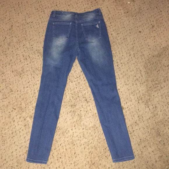 VIP Jeans - Picture 4 of 4